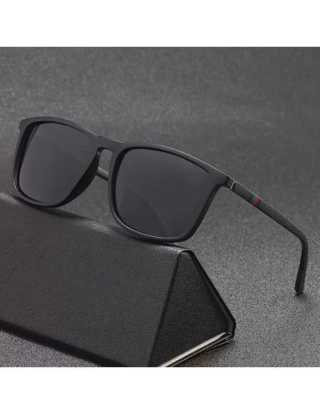 Lentes de Sol Clásicos Montura Negra al Mayoreo | LHESH